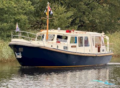 Valkvlet 1190 Motorboten 1973, met Vetus Deutz motor, The Netherlands