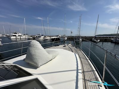Van Der Valk 49 Royal Cruiser Motorboten 1993, met 2 x Volvo Penta Kamd 42B
 motor, Denemarken