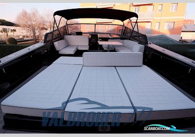 Vandutch 55 Motorboten 2015, met Volvo Penta D13 motor, Italië