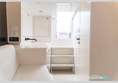 Vandutch VD40 Motorboten 2023, met Volvo motor, France