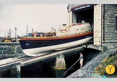 William Osbourne Watson 41 EX Rnli Lifeboat Motorboten 1952, met Ford motor, United Kingdom