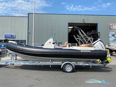 Zodiac Medline 6.8 Motorboten 2021, met Evinrude  motor, The Netherlands