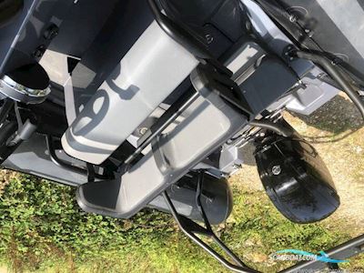 Zodiac Pro 5.5 RIB Motorboten 2022, met Mercury motor, United Kingdom