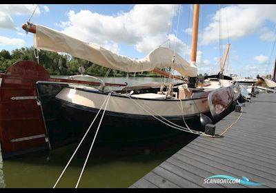 Barge Lemsteraak Motorsailer 2005, The Netherlands