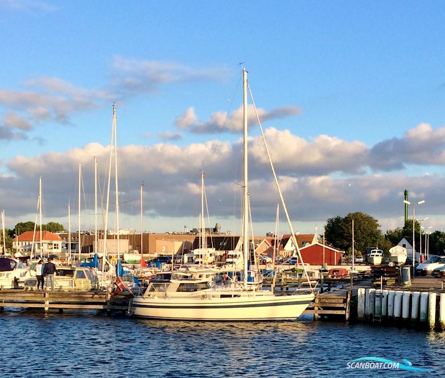 LM 28 Motorsailer 1984, with Bukh DV 20 engine, Denmark