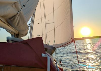 LM27 Motorsailer 1986, with Sole Mitsubishi engine, Denmark