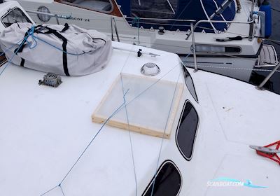 Maskot 24 Motorsailer 1978, with Buch dv 24 fersvandskølet engine, Denmark