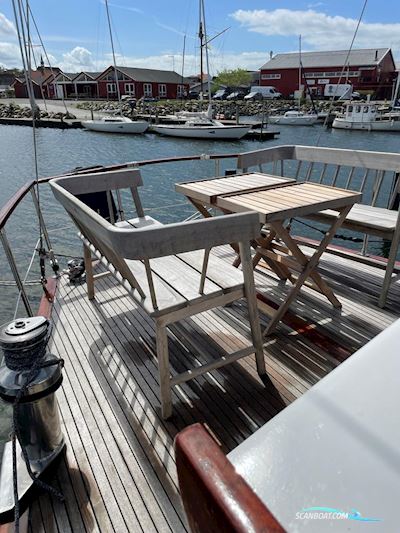 Nauticat 38 Motorsailer 1976, with Ford
 engine, Denmark