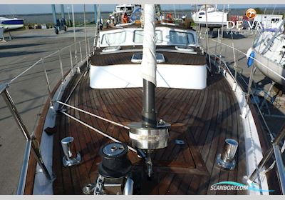 Skorpion III Motorsailer 1988, with Mercedes Benz engine, France