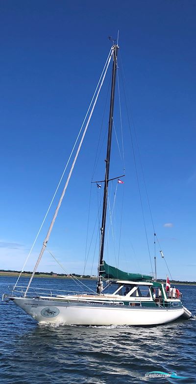 Coronet Elvstrøm 38 Motorseglar 1978, med Yanmar 4JHAE
 motor, Danmark