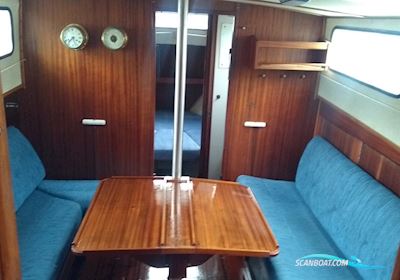 Finnsailer 35 Kan Finansieres Motorseglar 1985, med Volvo Penta D2 - 55 motor, Danmark