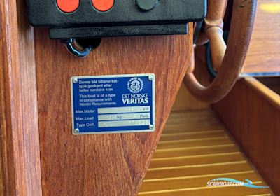 LM Vitesse 35 Cabrio Motorseglar 1992, med Volvo Penta 2003t motor, Danmark