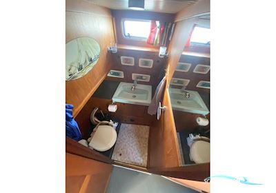 Nauticat 38 Motorseglar 1980, med Ford Lehùann motor, Frankrike