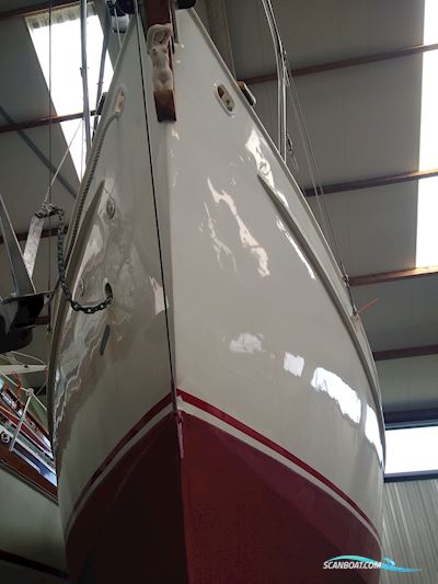 Dutchy 835 Motorsejler 1966, med Farymann motor, Holland