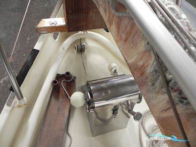 Dutchy 835 Motorsejler 1966, med Farymann motor, Holland