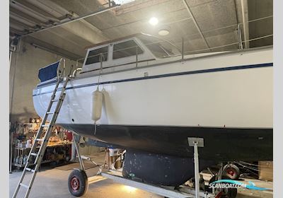 One Off 28 Motorsejler 1980, med Vetus
 motor, Danmark
