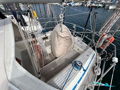 Comfortina 38 (1990) Motorzeiler 1990, met Volvo Penta D1-30 motor, Denemarken