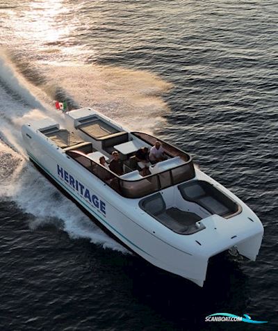 Canados Heritage 36 Multi hull boat 2026, with Mercury Verado V8 4-Temps – 250 ch engine, Italy
