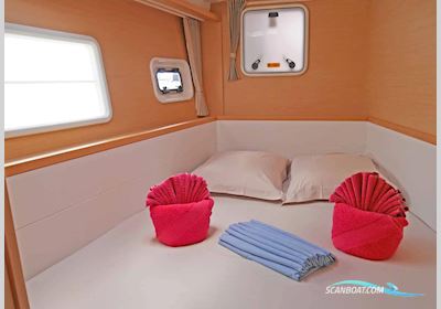 Lagoon 400 S2 Multi hull boat 2017, No country info