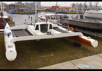 Oudrup/Rhebergen X-ray Catamaran Multihull boten 2000, met Yamaha motor, The Netherlands
