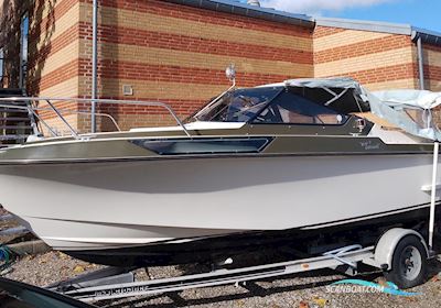Coronet 22 DC Powerboat 1978, with VP AQ 140a fv engine, Denmark