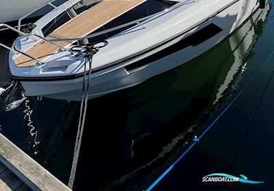 Finnmaster T8 Powerboat 2022, with Y a m a h a   F 3 0 0 X C B , 4 - T a k t, DBW, Hvid engine, Denmark