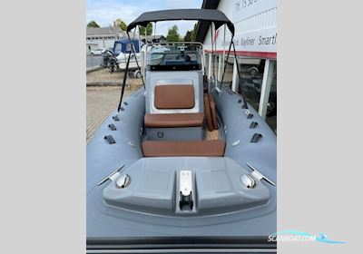 Brig Eagle 6,7 Rib Med F225 hk Mercury-Efi 4 Takt DS XL V6 3,4L og 2.000 kg Brenderup Bådtrailer. Rubberboten en ribs 2022, met Mercury motor, Denemarken