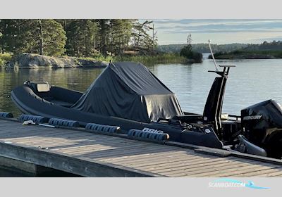 Brig Eagle 8 Rubberboten en ribs 2022, met Mercury 300 V8 motor, Sweden