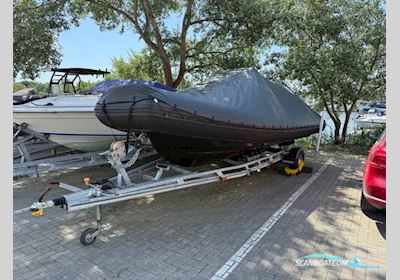 Brig Ribs Eagle 6.7 Rubberboten en ribs 2024, met Suzuki DF200 Apx motor, United Kingdom