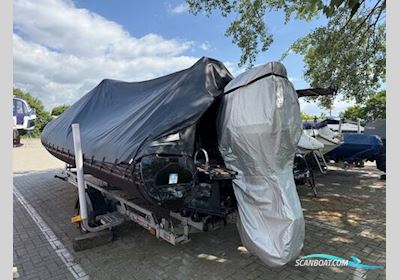 Brig Ribs Eagle 6.7 Rubberboten en ribs 2024, met Suzuki DF200 Apx motor, United Kingdom