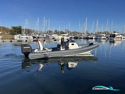 Brig Ribs Eagle 8 Rubberboten en ribs 2022, met Suzuki DF325 motor, United Kingdom