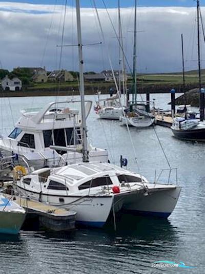 Heavenly Twins 27 Rubberboten en ribs 1990, met Yanmar motor, Ierland