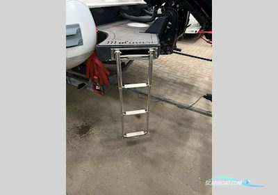 Kardis Mojta 30 Rubberboten en ribs 2009, met Suzuki V6 motor, Duitsland