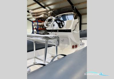 Oceanus Vst 24 - Military Grey Hypalon 2X180 Hk Mercury Rubberboten en ribs 2025, met 2 x 180 hk Mercury motor, Denemarken