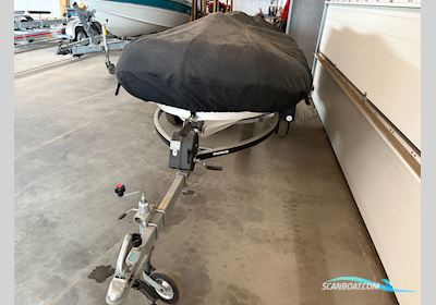 Williams Turbojet 325 Rubberboten en ribs 2017, met Weber motor, Duitsland