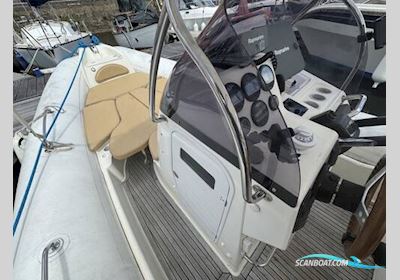 Zodiac Medline Iii Rib Rubberboten en ribs 2008, met Yamaha motor, United Kingdom