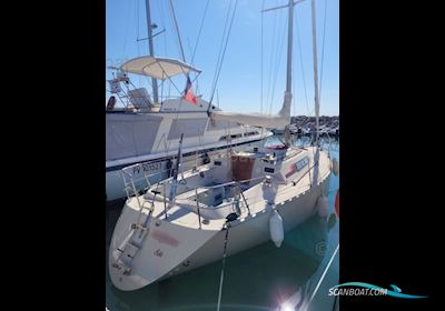 Beneteau FIRST 32 Sailing boat 1981, with Yanmar engine, France