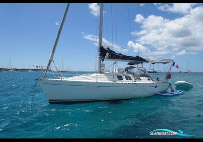 Beneteau First 35S5 Sailing boat 1988, with Volvo Penta  18 cv engine, Martinique