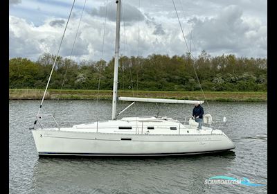 Beneteau OCEANIS 311 CLIPPER Sailing boat 1999, with Volvp Penta  engine, The Netherlands