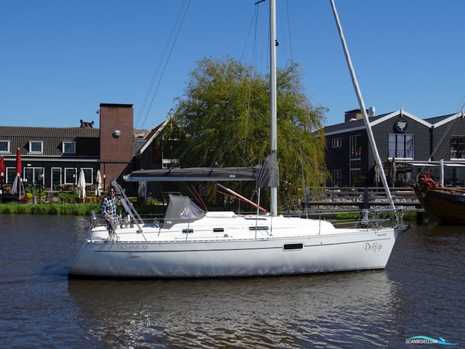 Beneteau Oceanis 321 Clipper Sailing boat 1998, with Volvo Penta MD2020 engine, The Netherlands