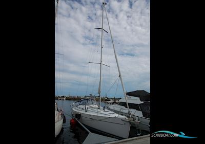 Beneteau Oceanis Clipper 393 Sailing boat 2002, with Nanni engine, Sweden