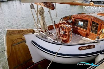Blom Lemsteraak 12.10 Sailing boat 1990, with Ford engine, The Netherlands