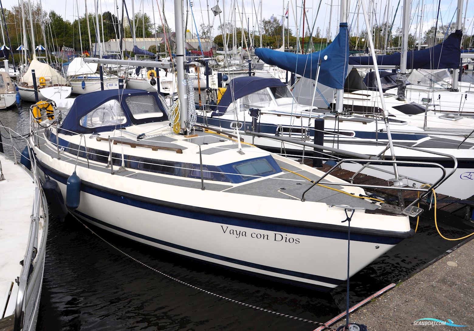 Compromis 909 Sailing boat 1984, with Volvo Penta engine, The Netherlands
