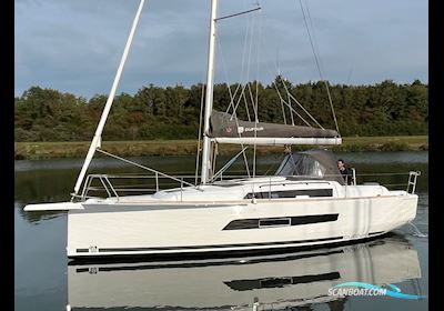 Dufour 32 Sailing boat 2022, with Volvo Penta engine, The Netherlands