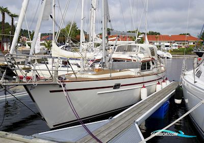 Regina 38 Sailing boat 2000, with Yanmar 4JH3E engine, Sweden