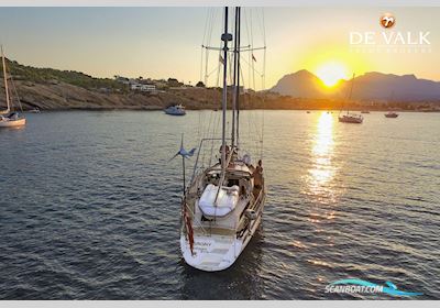 Amel Santorin Sailingboat 1993, with Perkins Prima M50 engine, Italy