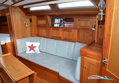 Aphrodite 36 Sailingboat 1987, with Volvo D2-40 engine, Germany