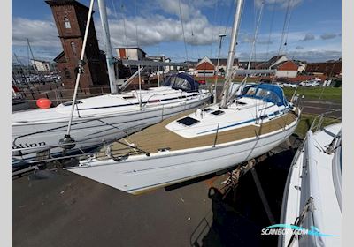 Bavaria  38 Exclusive Sailingboat 1999, with Yanmar  3JH3E engine, United Kingdom