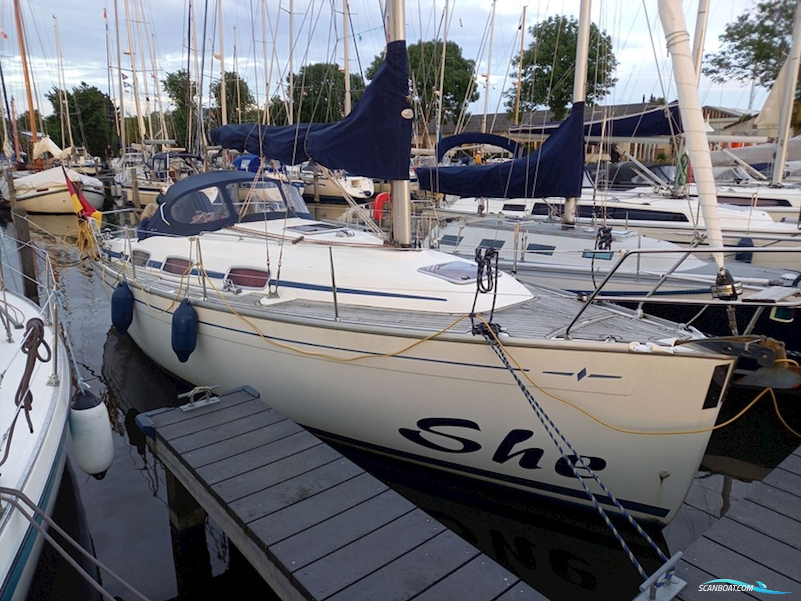 Bavaria 30 Cruiser Sailingboat 2007, with Volvo Penta engine, The Netherlands