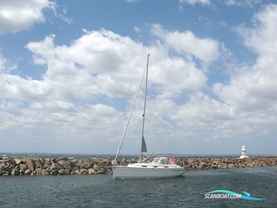 Bavaria 32 Cruiser Sailingboat 2011, with Volvo Penta engine, Sweden